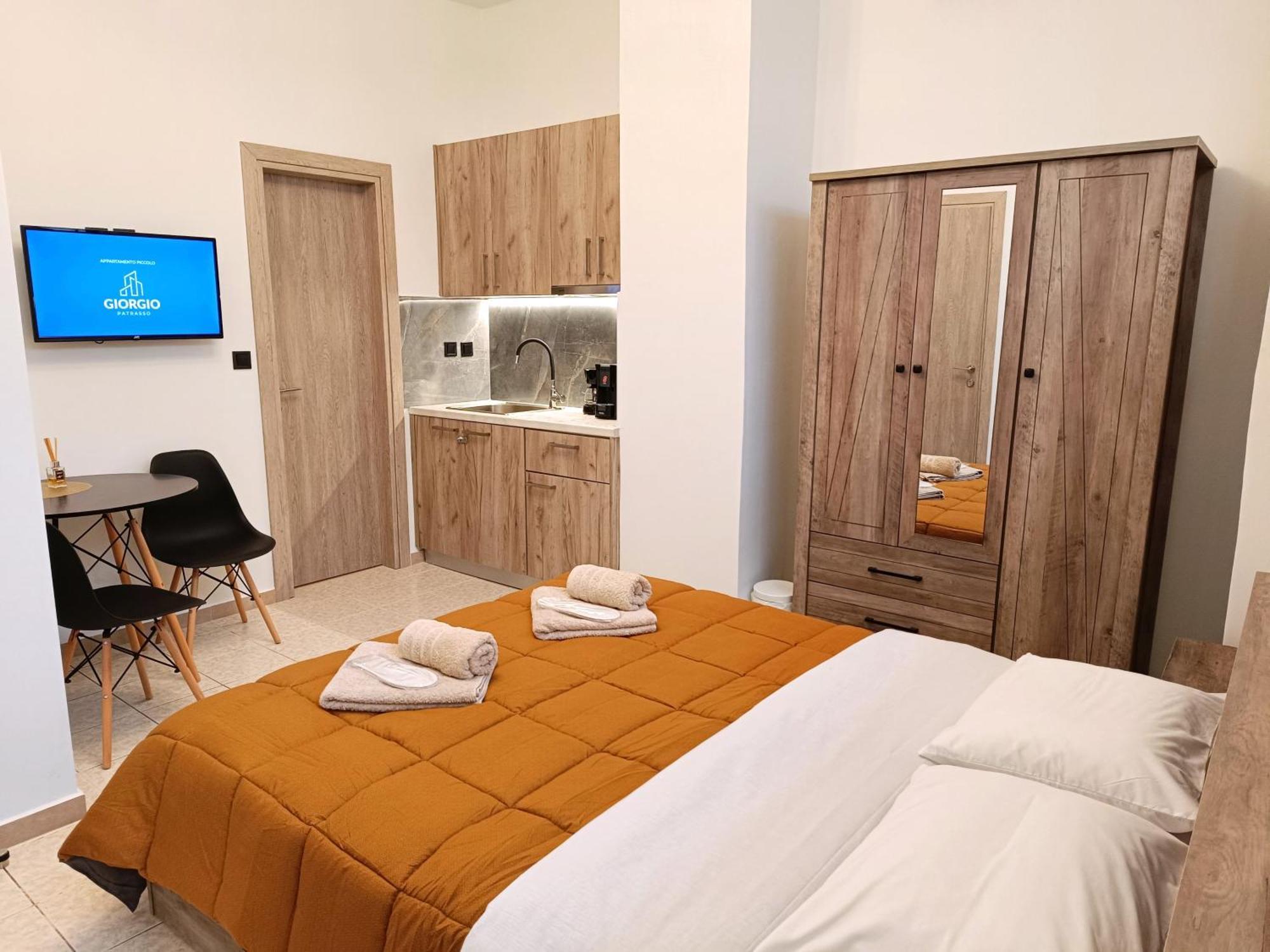 Giorgio Patrasso - Micro Apartment In The Center Of פאטרה מראה חיצוני תמונה
